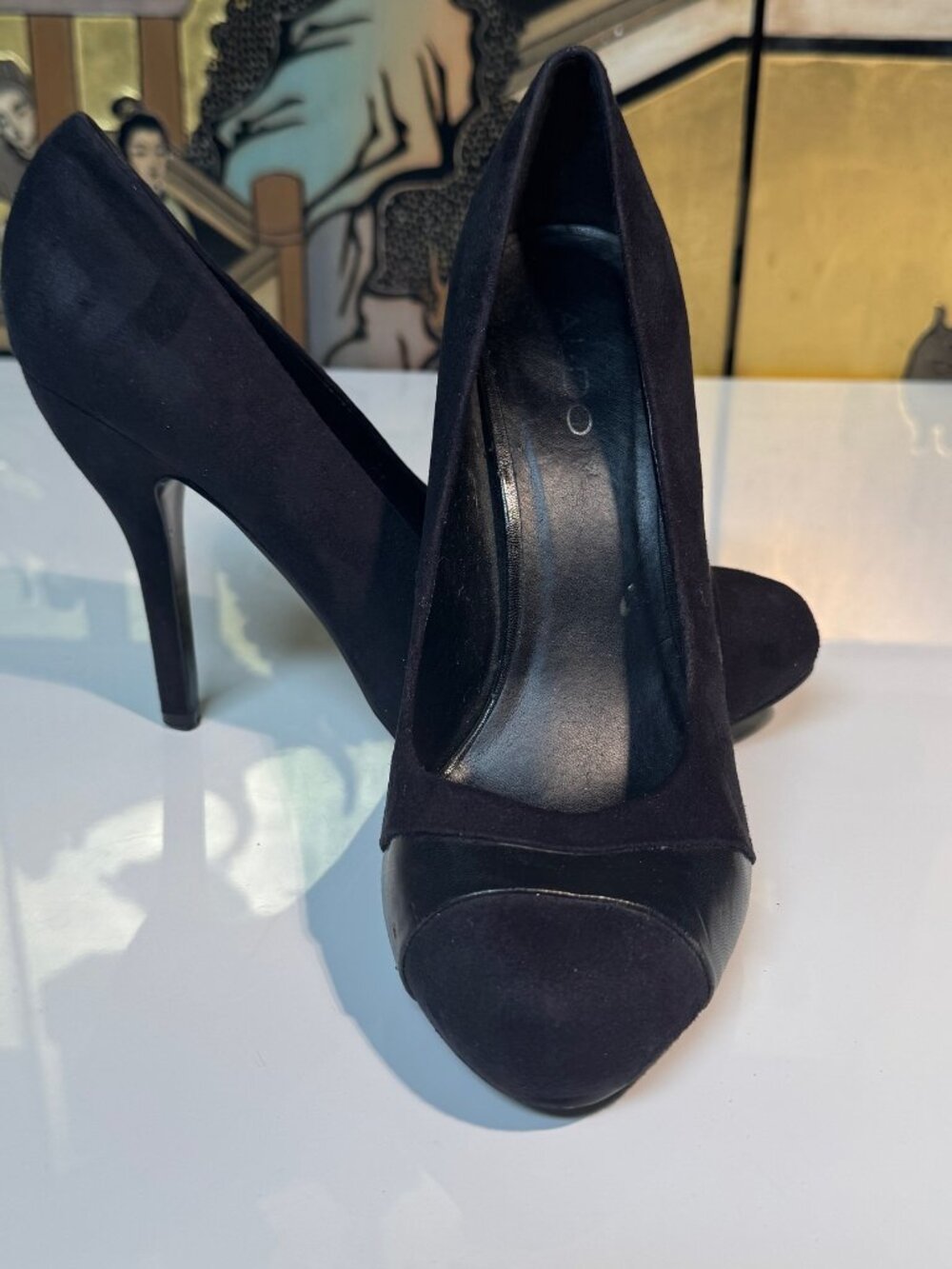 Aldo size 39 Black Suede with patton leather